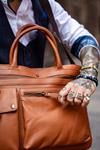 Bolso Aragaza 360 Taupe | Aragaza - Tu estilo hecho en Barcelona - Barcelona Fashion - Camisas de Calidad