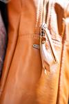 Bolso Arabag 350 Cuero | Aragaza - Tu estilo hecho en Barcelona - Barcelona Fashion - Camisas de Calidad
