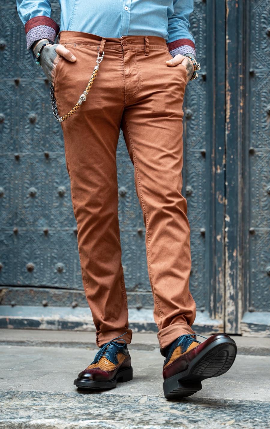Pantalón Bcn Koss Caramello | Aragaza - Tu estilo hecho en Barcelona - Barcelona Fashion - Camisas de Calidad