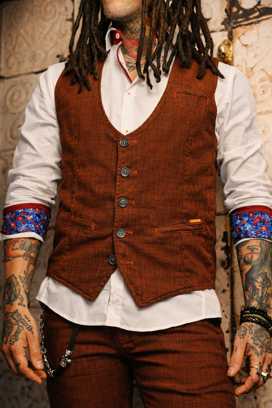 Chaleco Maximo D In26 Caramello | Aragaza - Tu estilo hecho en Barcelona - Barcelona Fashion - Camisas de Calidad