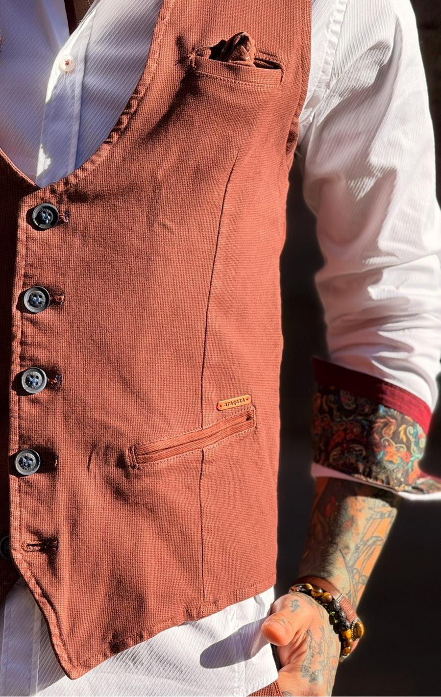Chaleco Piero Tencel Marrón | Aragaza - Els teus estils fets a Barcelona - Moda Barcelona - Samarretes de qualitat