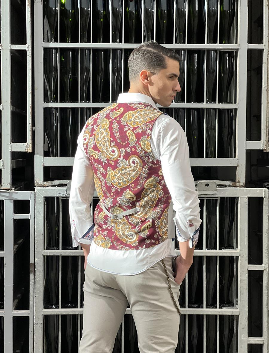 Chaleco Xarente Beige | Aragaza - Tu estilo hecho en Barcelona - Barcelona Fashion - Camisas de Calidad
