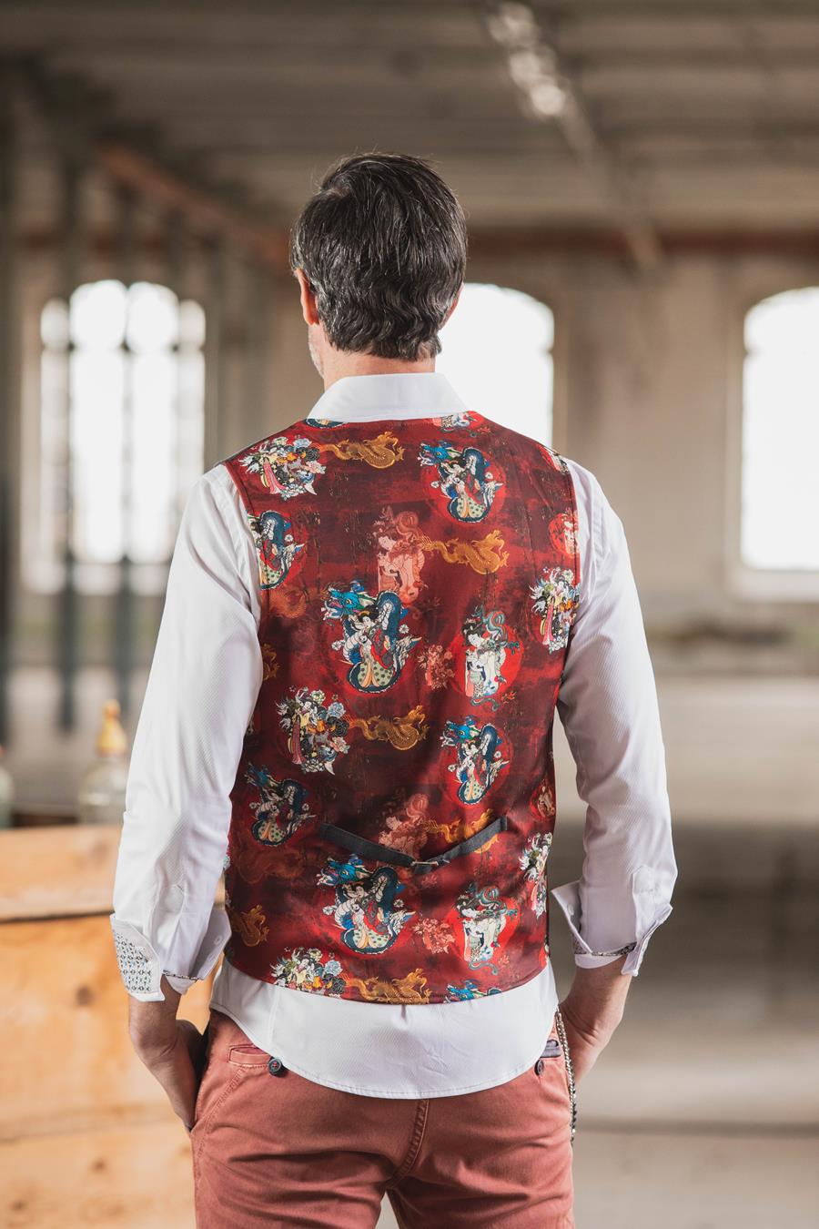 Chaleco Big Geisha | Aragaza - Tu estilo hecho en Barcelona - Barcelona Fashion - Camisas de Calidad