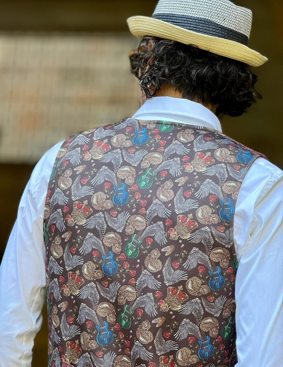 Chaleco cruzado Ether Rojo | Aragaza - Tu estilo hecho en Barcelona - Barcelona Fashion - Camisas de Calidad