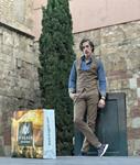 Chaleco Maximo Square Camel | Aragaza - Tu estilo hecho en Barcelona - Barcelona Fashion - Camisas de Calidad
