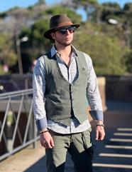 Chaleco Piero Tenzel Kaki | Aragaza - Tu estilo hecho en Barcelona - Barcelona Fashion - Camisas de Calidad