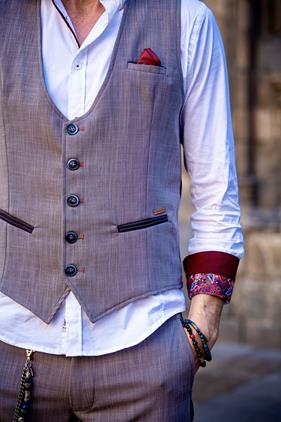 Chaleco Maximo Flamengo Negro | Aragaza - Tu estilo hecho en Barcelona - Barcelona Fashion - Camisas de Calidad