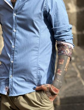 Camisa Eterna Celeste | Aragaza - Tu estilo hecho en Barcelona - Barcelona Fashion - Camisas de Calidad